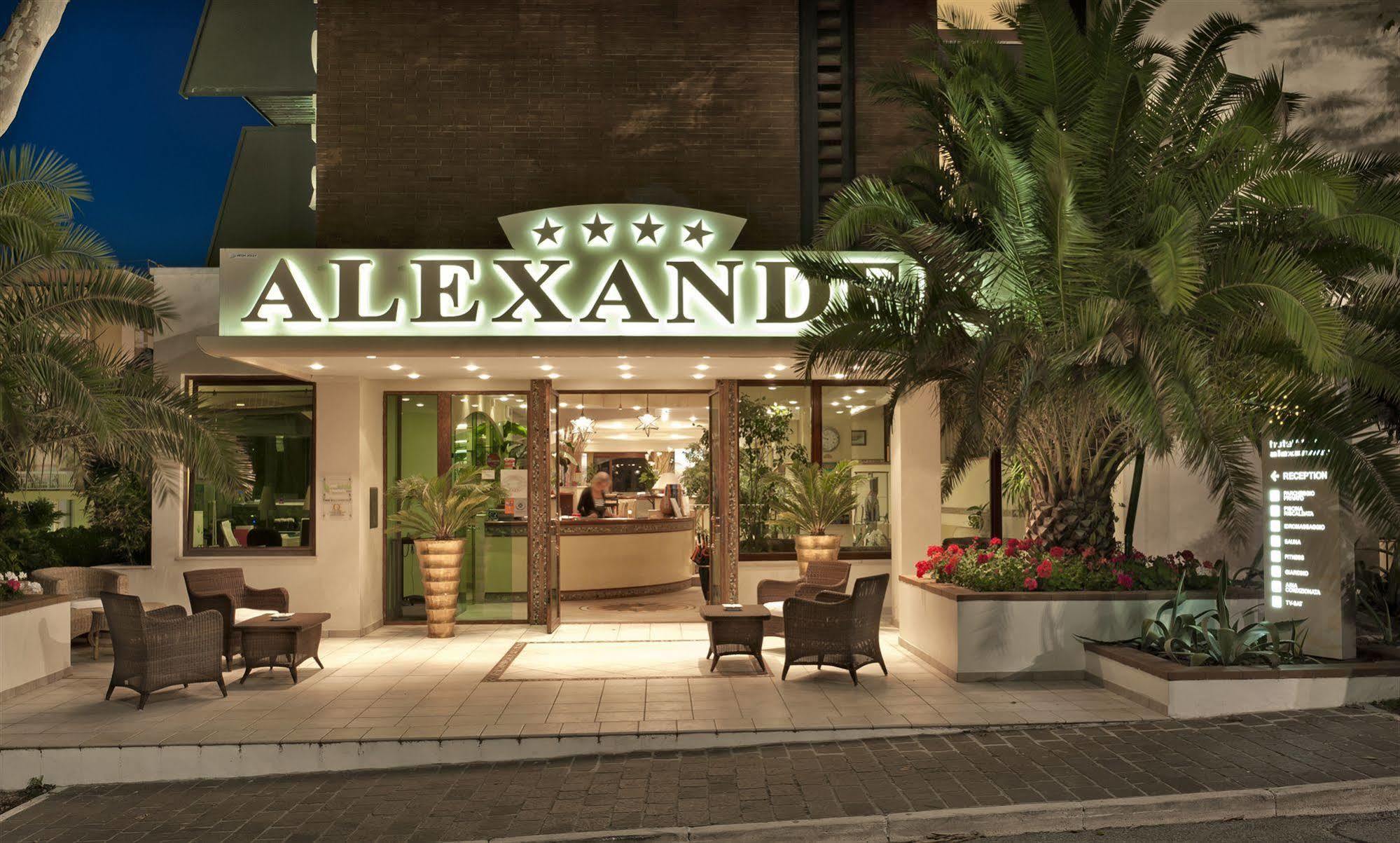 Hotel Alexander Габічче-Маре Екстер'єр фото